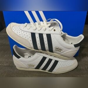 adidas Japan. White and Black Women's Sneakers
